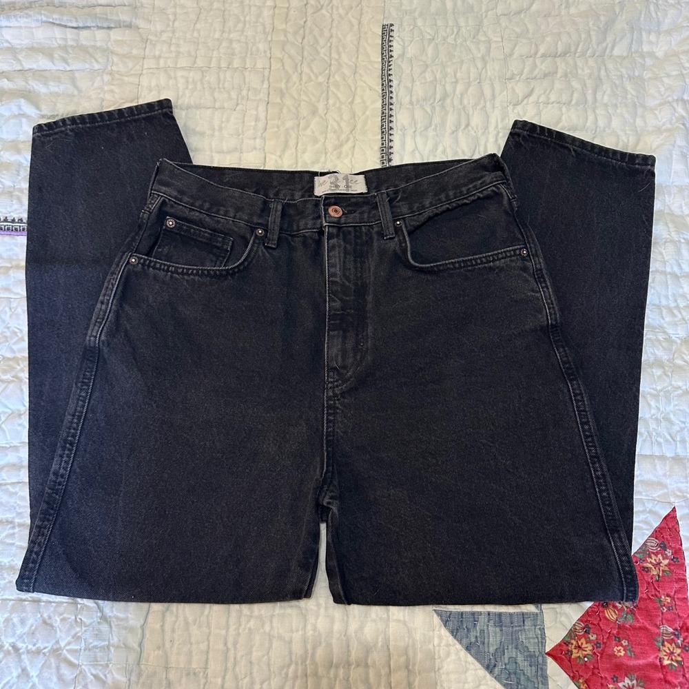 We The Free Jeans Thirty-One Black High Rise Straight Leg Denim